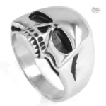 Bague Johnny Hallyday Tête de mort - Design unique