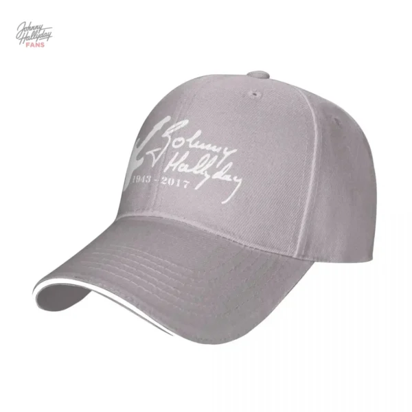 Casquette Johnny Hallyday en rouge, expression de passion