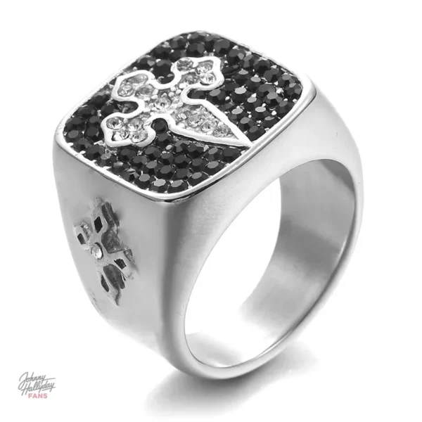 Chevalière Johnny Hallyday avec croix tréflée et zircons