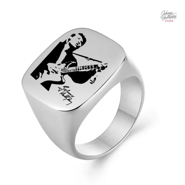 Design unique de la chevalière Johnny Hallyday